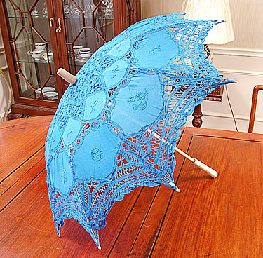 French Blue Battenburg Lace Parasols. 16" (32" Full Open) - Click Image to Close